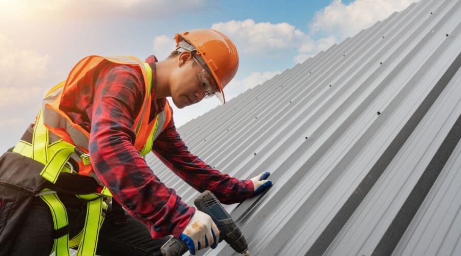 Professional residential roofers in Crossville, IL